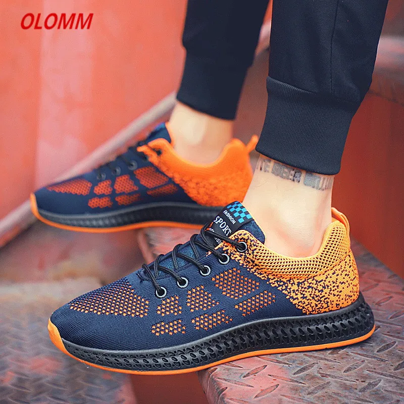 Мужские летающие туфли дышащие плетеные Повседневная модная обувь для