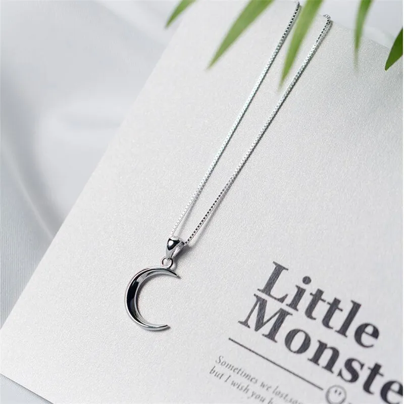 

Korean Style New Fashion Sweet Moon Silver Plated Jewelry Temperament Crescent Clavicle Chain Pendant Necklaces XL031