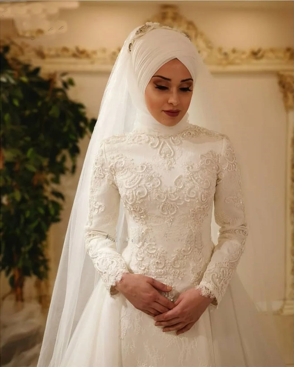 

Vestido De Noiva 2019 Elegant Long Sleeve O Neck Muslim Wedding Dresses Tulle Zipper Back Lace Islamic Plus Size Wedding Gowns