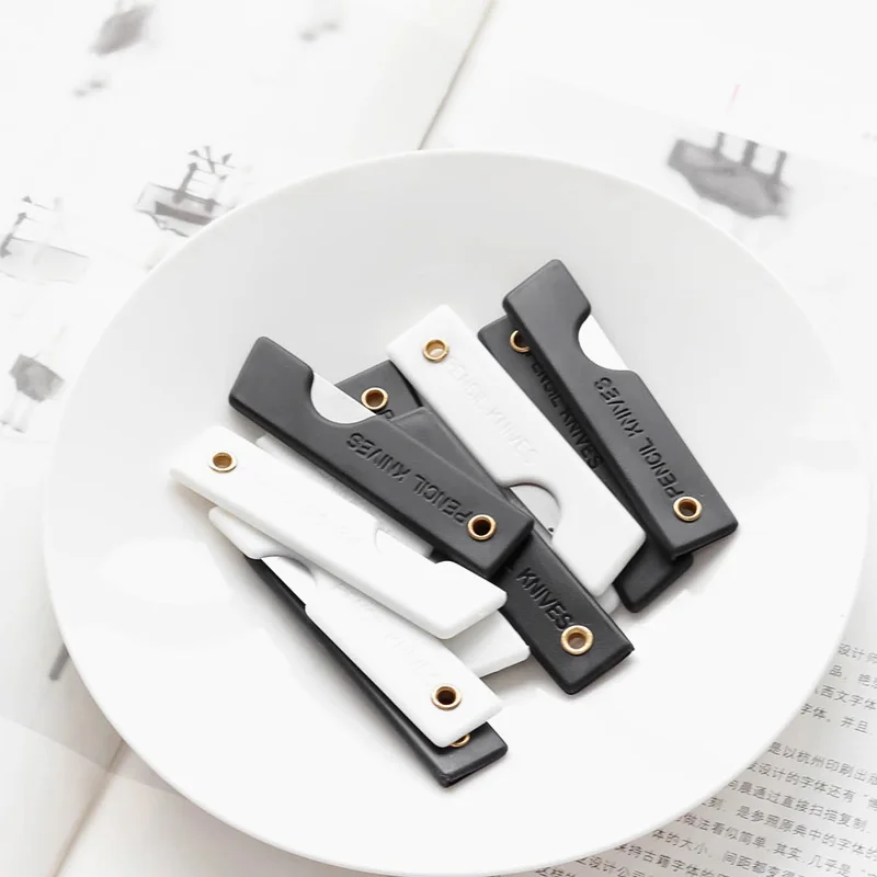 

5 pcs/lot Office supplies stationery students art knife Black and white folding utility knife Portable tool knife MGD01