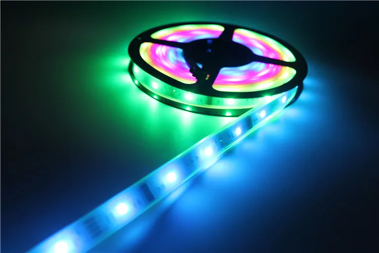Светодиодная лента 5 м 12 В 6803 IC Dream Color RGB 5050 SMD 30 светодиодов/м IP66 водонепроницаемая