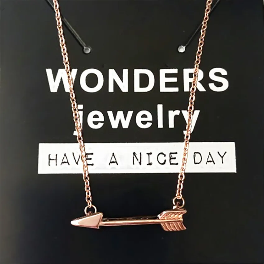 V притягивающее ожерелье макси с горизонтальной стрелкой винтажное ювелирное