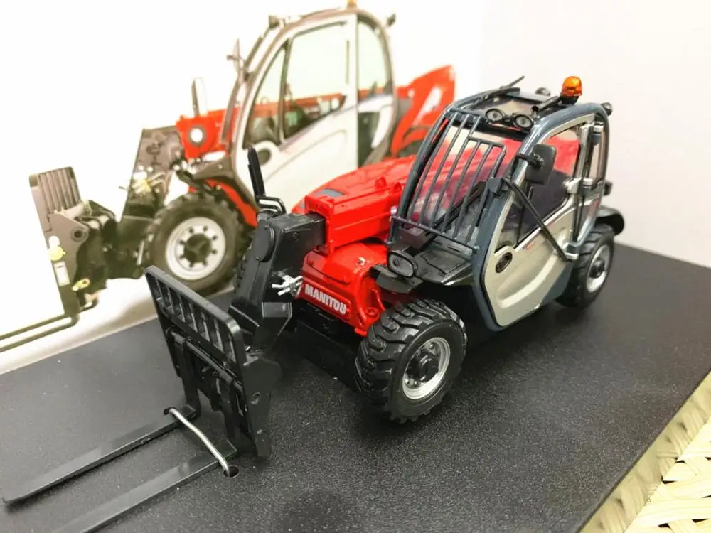 Универсальные хобби 1/32 MANITOU MT625T комфортная модель с вилкой| |