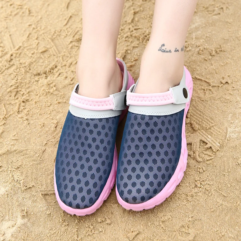 

GUDERIAN Mesh Summer Shoes Men Breathable Slippers Sandals Man Outdoor Men Clogs Beach Mens Shoes Open Shoes Men Zapato Hombre