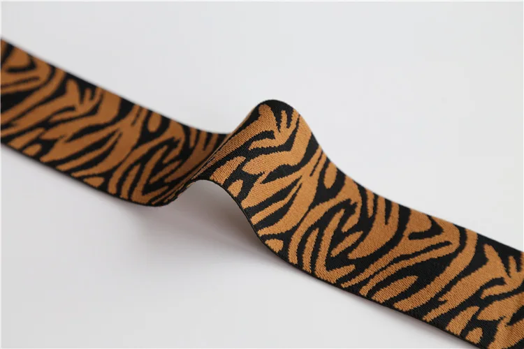 Новое поступление эластичная тесьма белого/кофейного цвета с вышивкой в виде