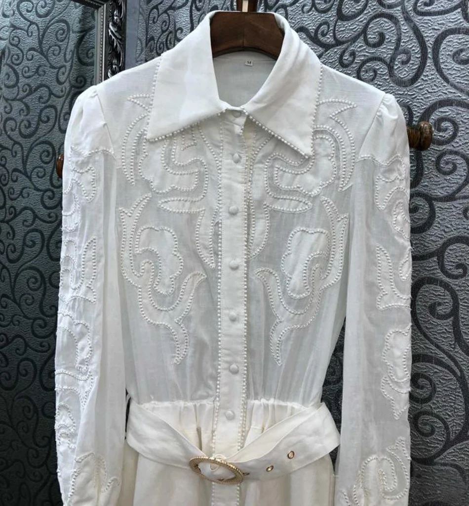 Женский белый комбинезон с тяжелой вышивкой Облегающий длинным рукавом Модный