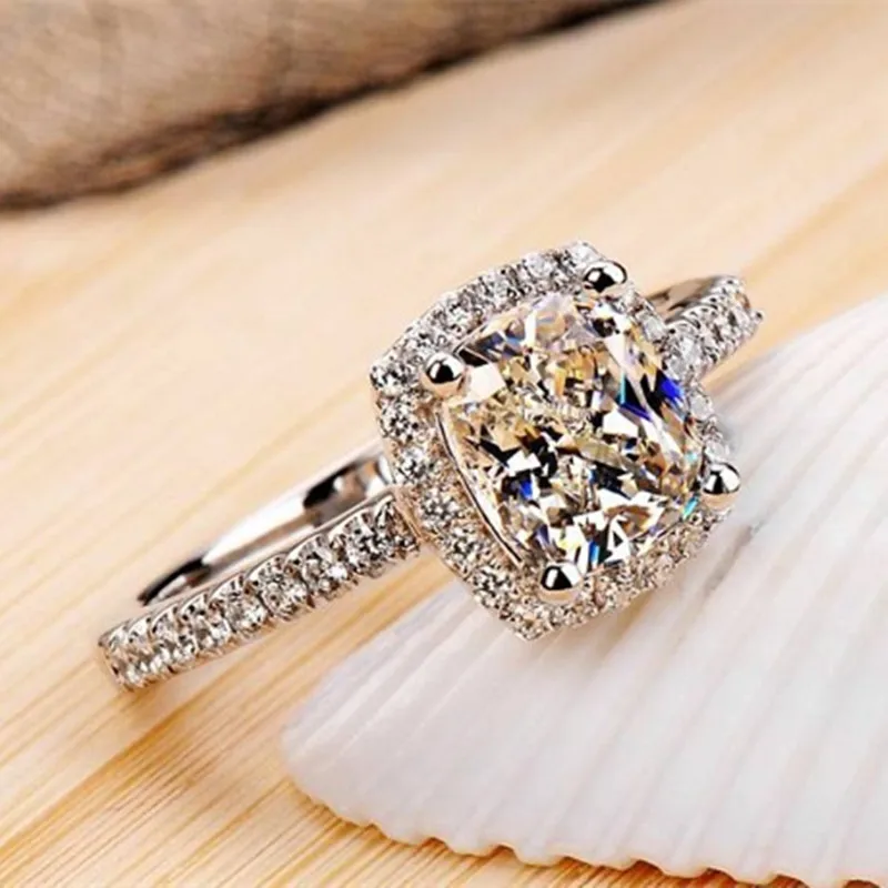 Женское кольцо из серебра 925 пробы с квадратными вставками | Украшения и