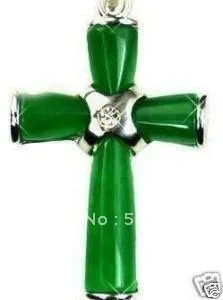 

Free Shipping>>>Beautiful Green jade Cross Pendant Necklace