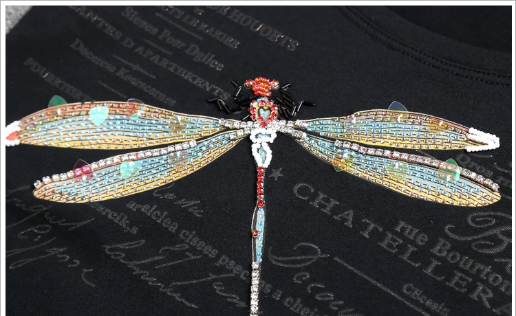 Женская футболка расшитая бисером с блестками стрекоза со стразами хлопковая
