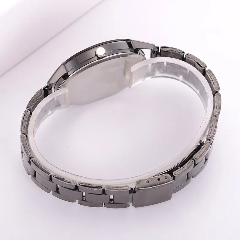 Простые Дизайнерские женские часы с циферблатом роскошные модные кварцевые BGG