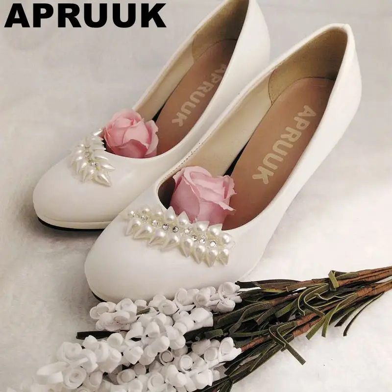 

Pearls white wedding pumps shoes women high heeled platforms bridesmaids party dress white pumps pearls shoe