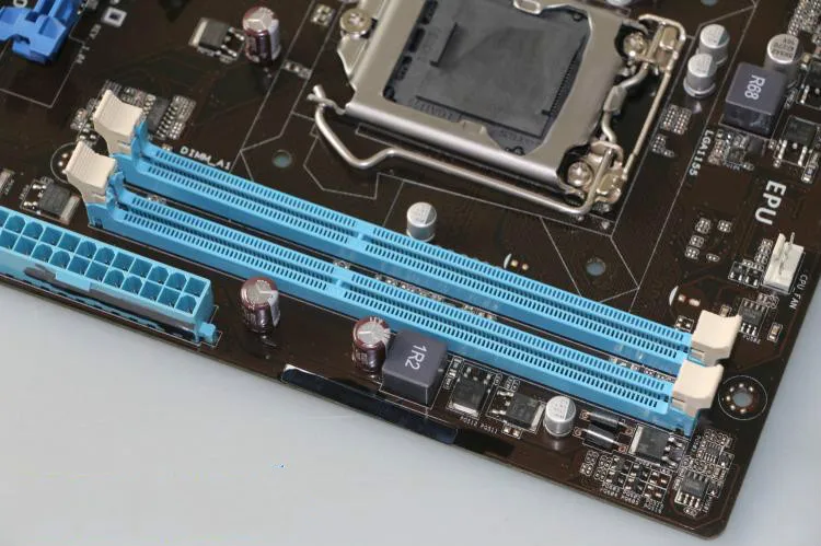 Используется для Asus P8H61 R2.0 настольная материнская плата H61 Socket LGA 1155 i3 i5 i7 DDR3 16G ATX |