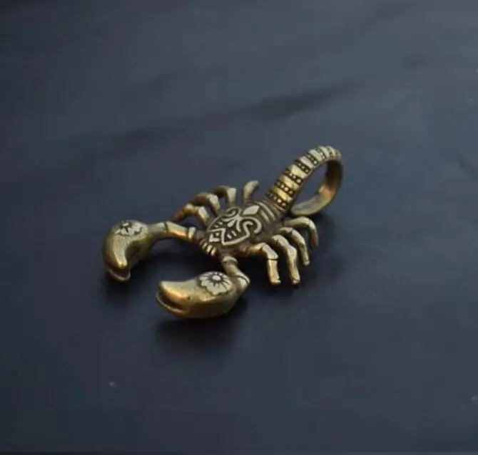 Медь статуя китайская коллекция архаизмы латунь брелок со скорпионом Маленькая
