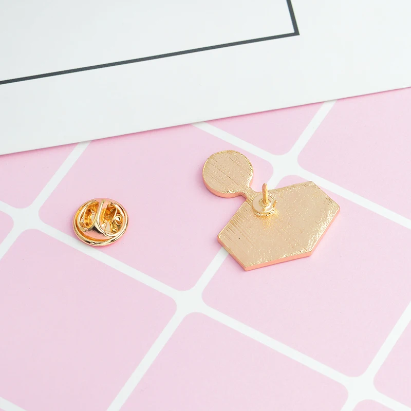 2019 модные броши с героями мультфильмов в виде игровой консоли эмалевые на