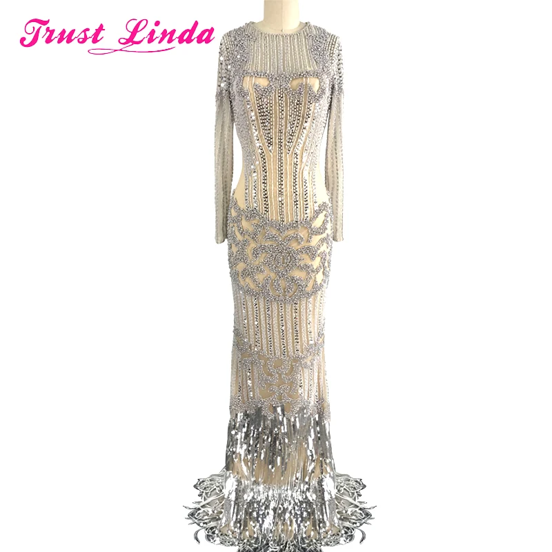 

Luxury Silver Sexy Crystal Long Formal Evening Prom Gown Bead Mermaid Handwork See Though Wedding Party Dress