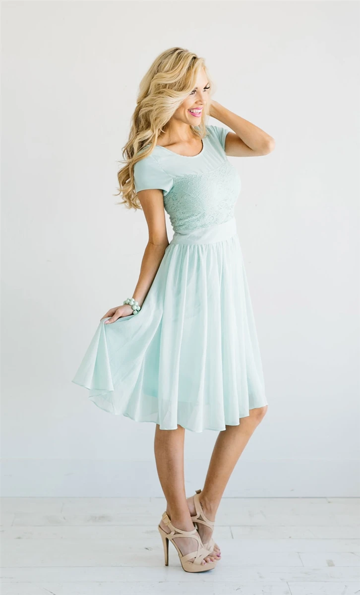 2019 мятного цвета кружевное платье из шифона с короткими страна скромные платья