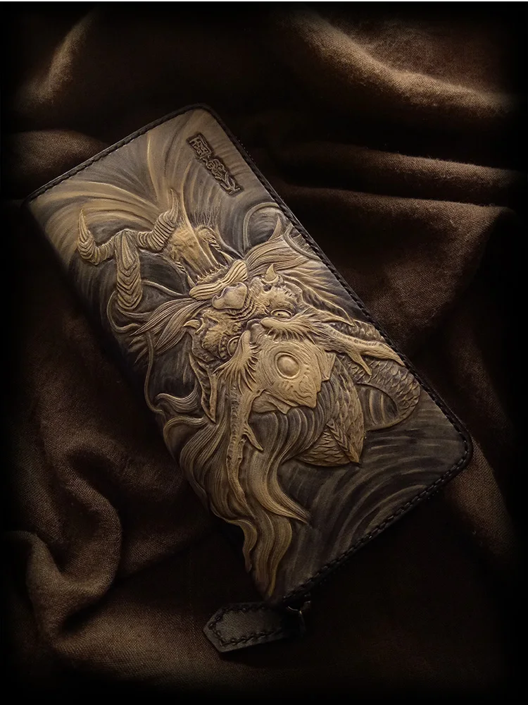 Уникальные кошельки из натуральной кожи с резьбой и Властителем дракона мужской