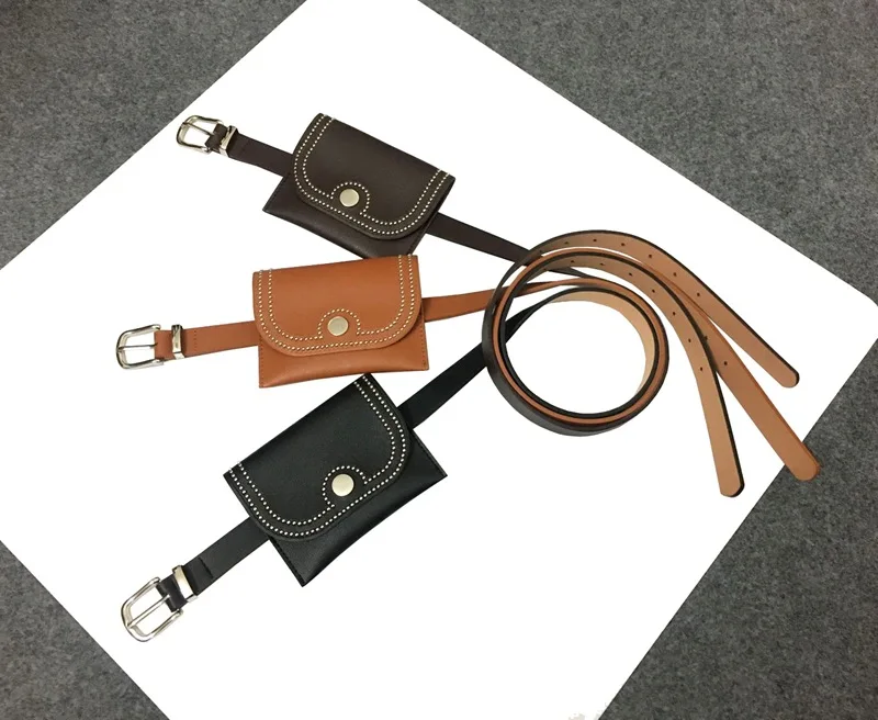 

2018 fashion new vintage metal belt with small square pocket rivet decorate the zero purse Multi-function Fanny pack