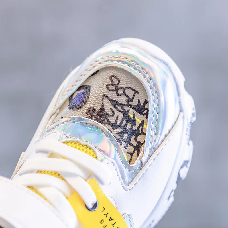 Новые стильные кроссовки для девочек модные Блестящие Кроссовки бега с граффити
