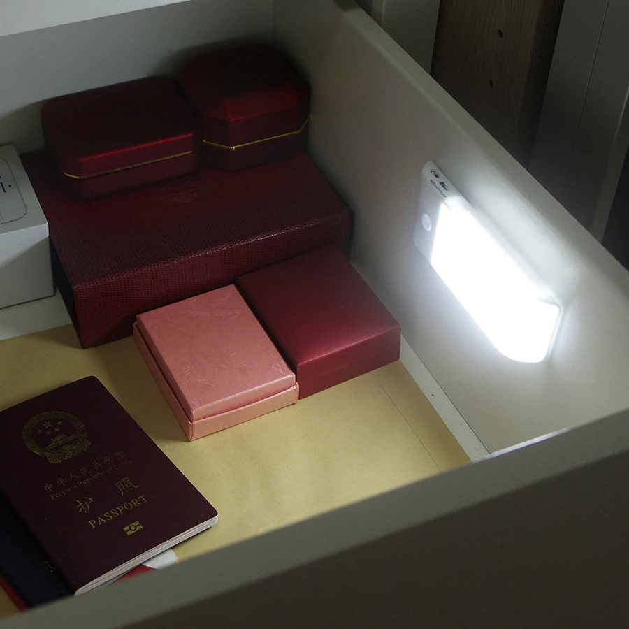 

Thrisdar modern minimalist human body induction night light indoor corridor clothes cabinet light USB charging night light