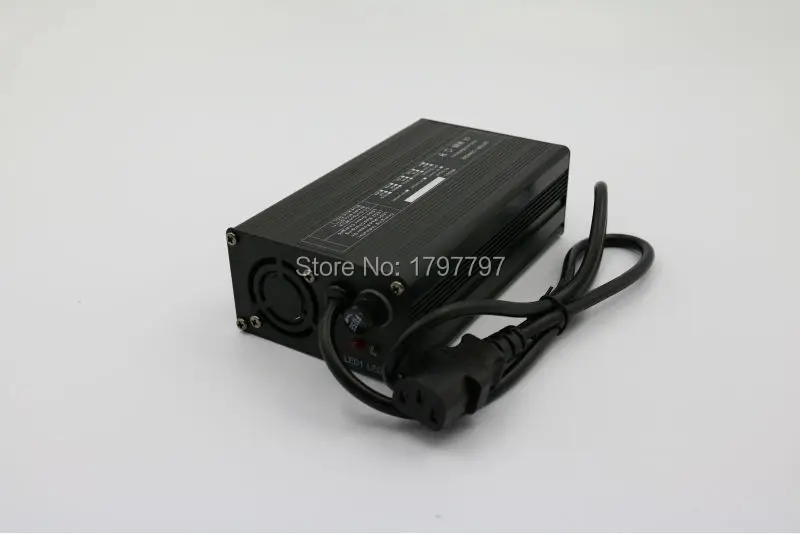 Зарядное устройство для электрических велосипедов и скутеров 12 В/6 А |