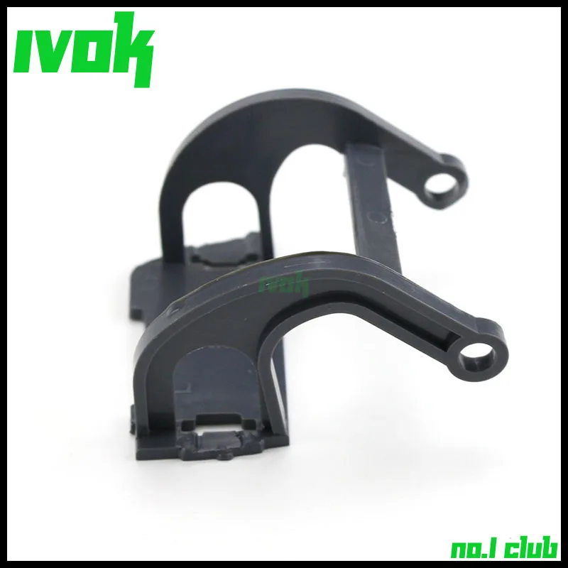 Держатели крышек для левых фар BMW E60 E61 525i 528i 530i 550i 2004-2007 51117060585 | Автомобили и