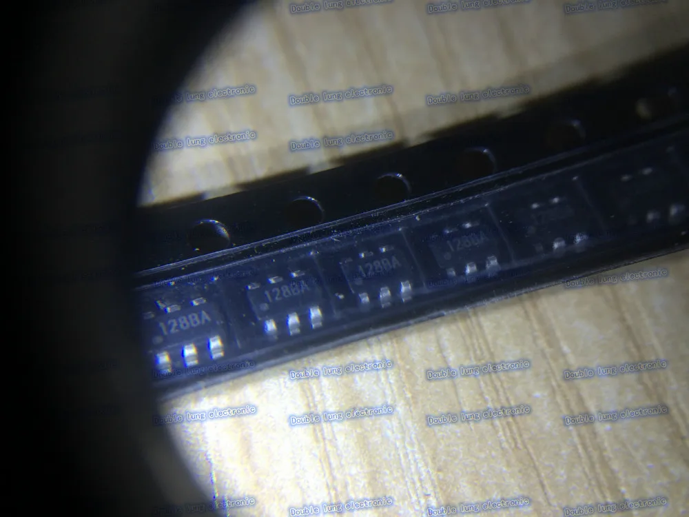 

10PCS/LOT IQS1280001BTSR IQS128 128BA TSOT23-6 Touch Sensor ICs