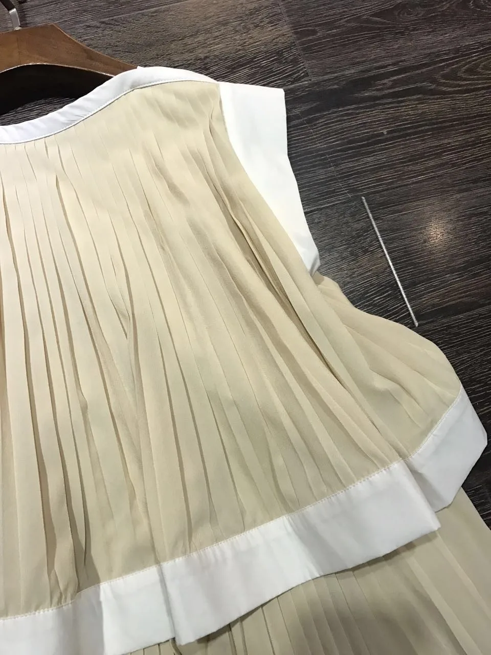 2017 лето новые дикие одной стороны воротник мода плиссированные рубашки|pleated