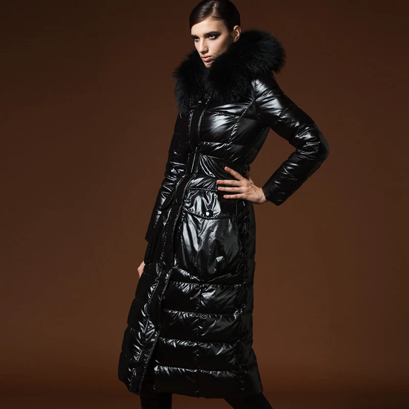 Женский пуховик с большим меховым воротником длинная приталенная парка на