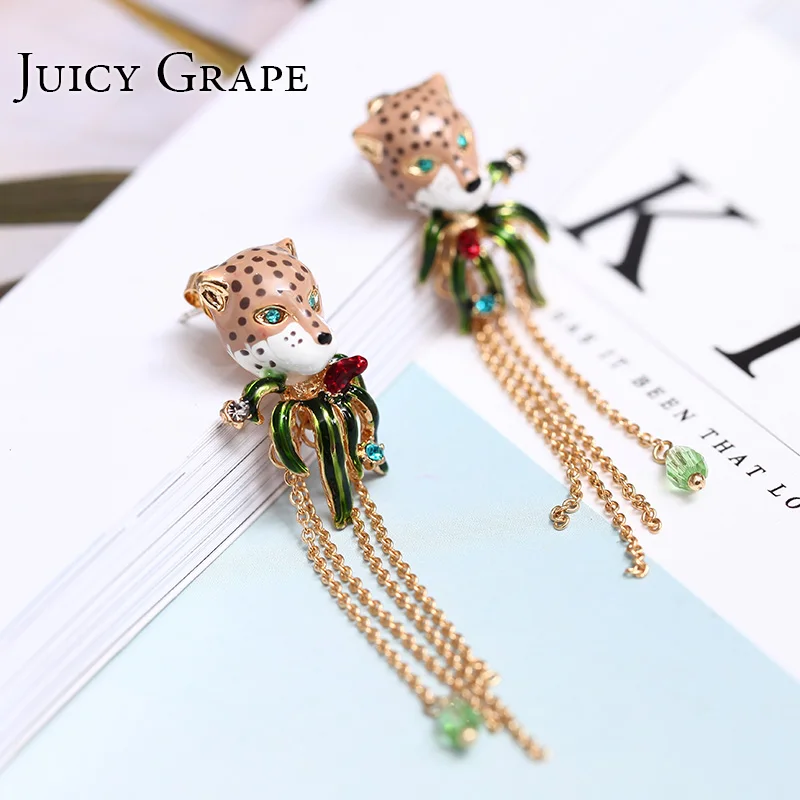 Женские серьги гвоздики с леопардовой головкой Juicy Vince из серебра 925 пробы