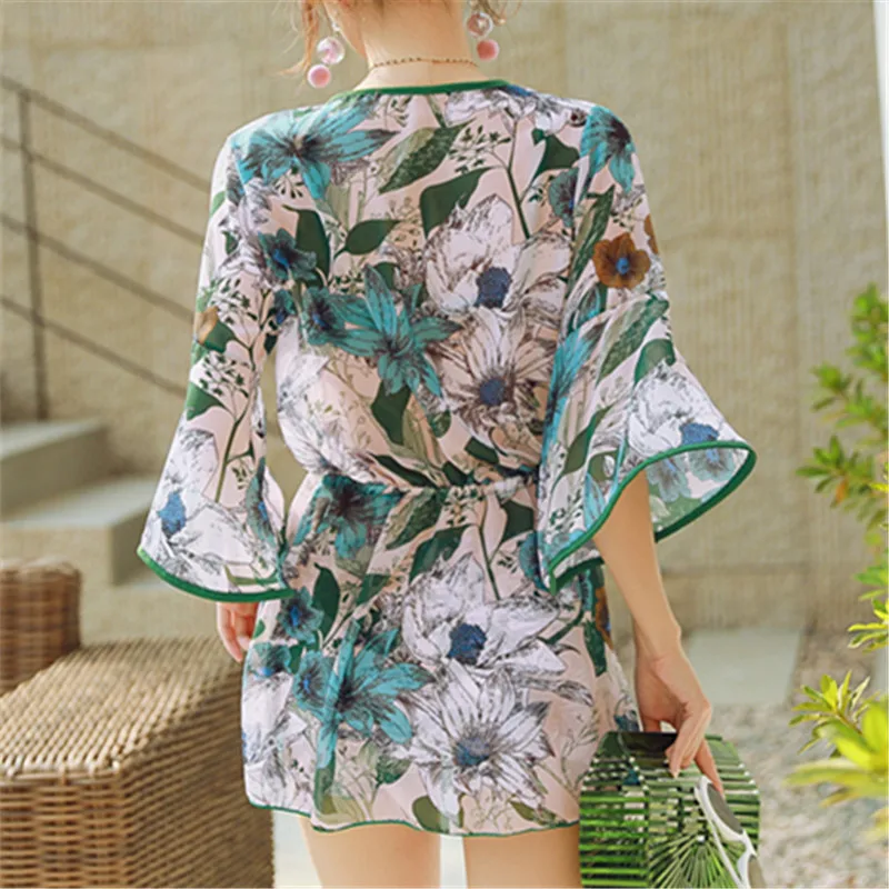2019 Sexy Female Retro V Neck Three Piece Ruffled Plus Size Bathing Suits High Waist Swimwear Women Vacation Swimming Suit |
