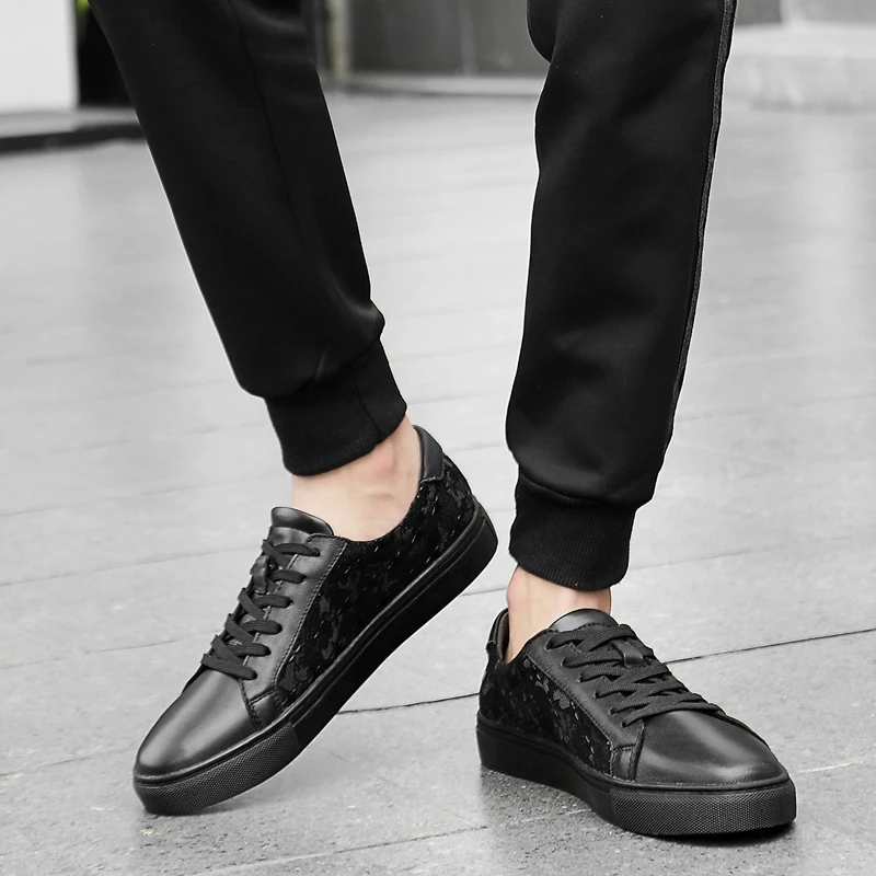 Мужские кроссовки из натуральной кожи Повседневные Дышащие Мягкие Черные на