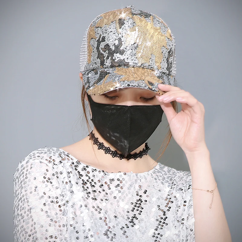 New Creative Women Bling Shinning Sequin Caps Cute Glitter Maple Leaf Summer Mesh Baseball Cap Adjustable Sunscreen Ponytail Hat |