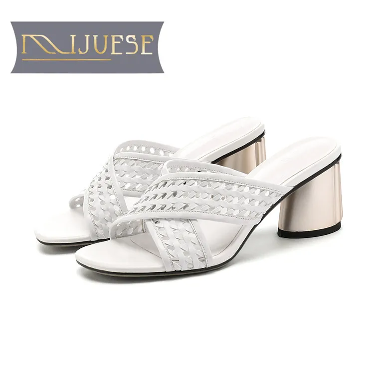 MLJUESE/женские шлепанцы из коровьей кожи летние пляжные сандалии белого цвета с