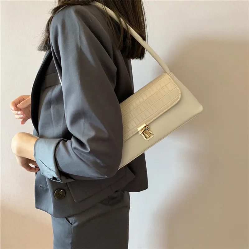 

Fashion Metal Lock Square Pack Shoulder Bag Crossbody Messenger Package Clutch Women Designer Wallet Handbags Bolsos Mujer