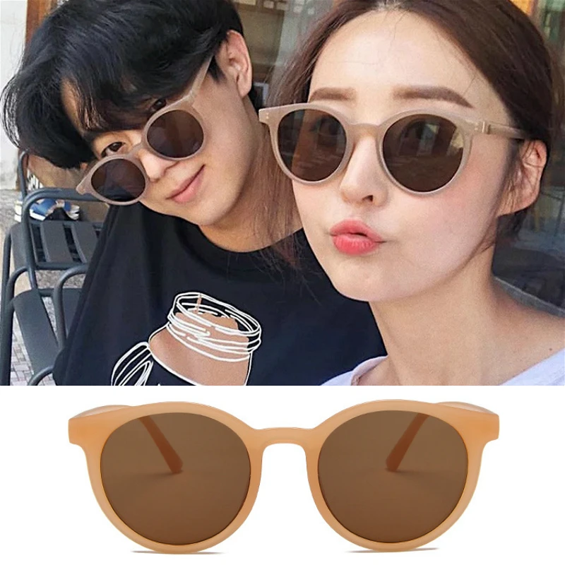 

2019 Vintage Oval Classic Sunglasses Women Street Beat Shopping Mirror Oculos De Sol Gafas UV400 Brand Design Women Sunglasses