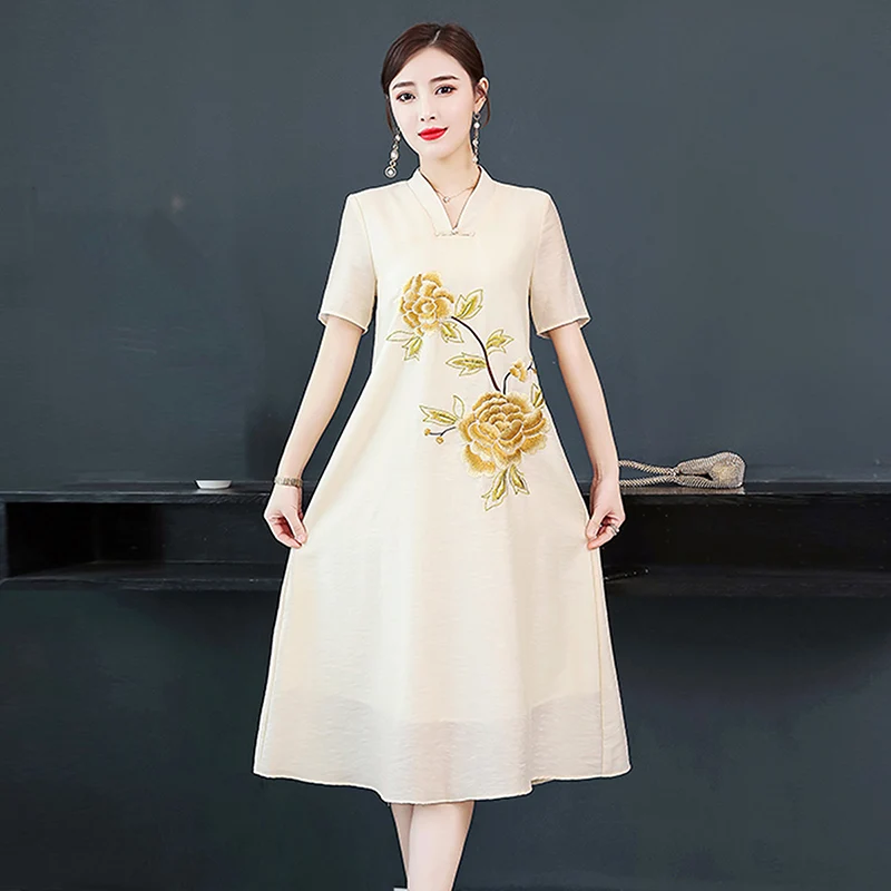 

2019 New Summer long dress Elegant Women Chiffon embroidery Bohemian Beach Dress V-neck Casual Loose Plus size Dress Female