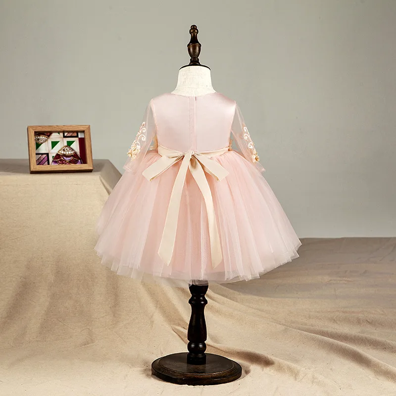 Карнавальный костюм для девочек с кружевной аппликацией лето 2018 | Детская одежда