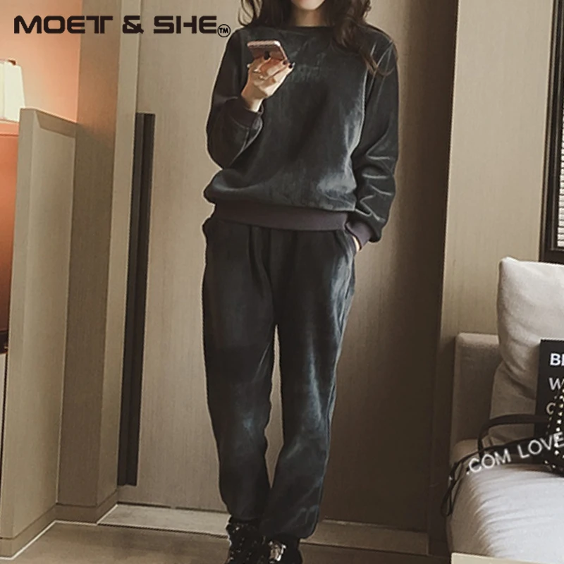 Бархатный спортивный костюм комплект из двух предметов женский сексуальный