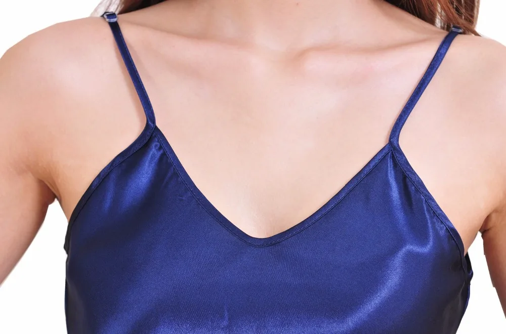 Красная женская ночная сорочка на бретелях с v-образным вырезом летняя шелковая