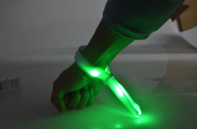 100 шт. светодиодный светящийся браслет со звуковой активацией для концертов бары