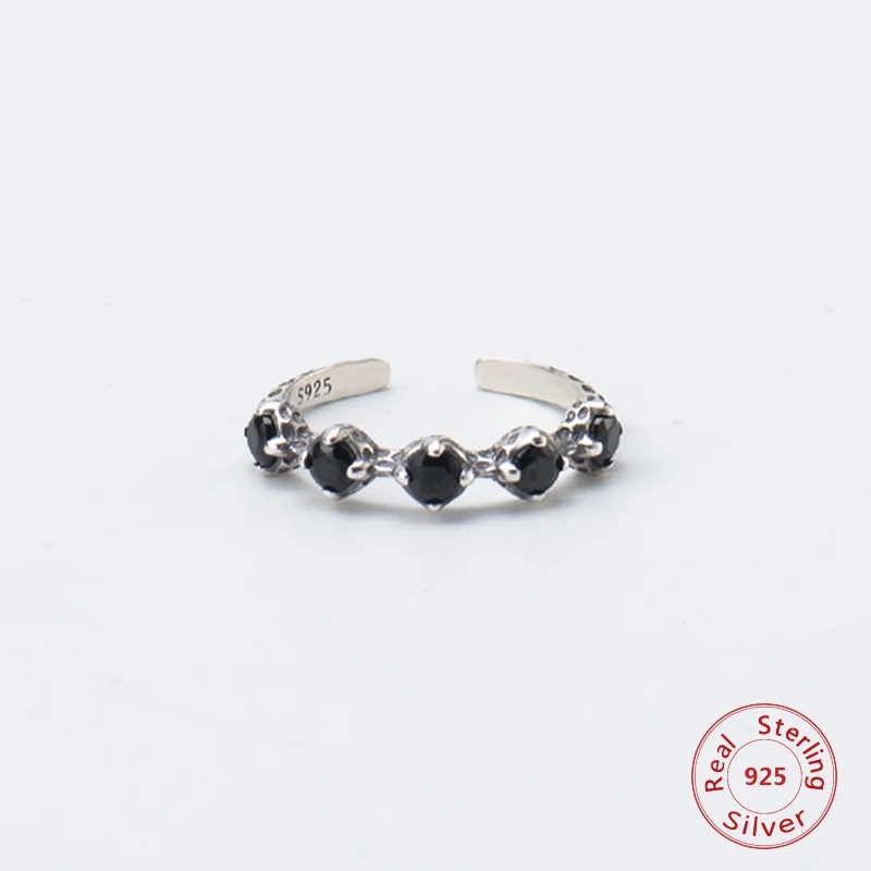 Женское кольцо с фианитом регулируемое черным | Украшения и аксессуары