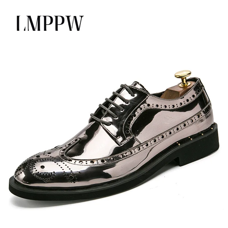 Мужская обувь с перфорацией типа броги из лакированной кожи на шнуровке оксфорды