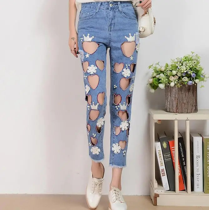 hole harme Jeans Women Loose Pants Embroidered Love hollow denim capris |