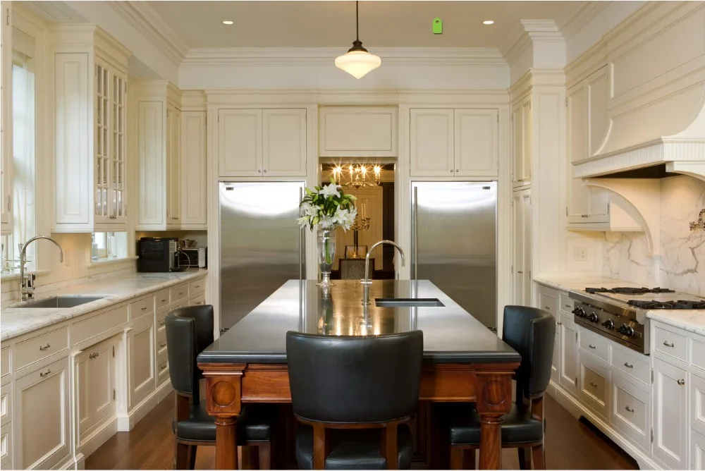 Кухонные шкафы из массива дерева