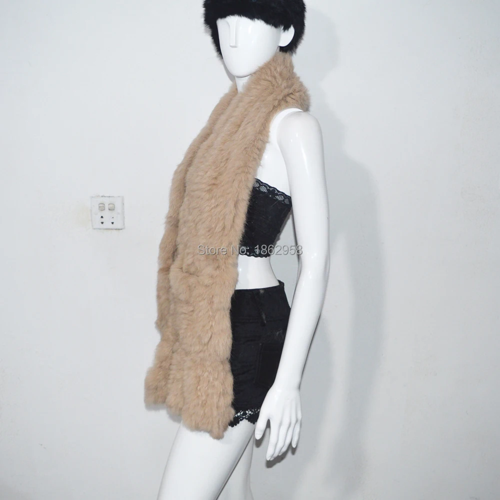 Free Shipping SJ650 2019 Light Camel Girls Hand Thick Knit Wholesale Factory Fur Scarf with Pockets |