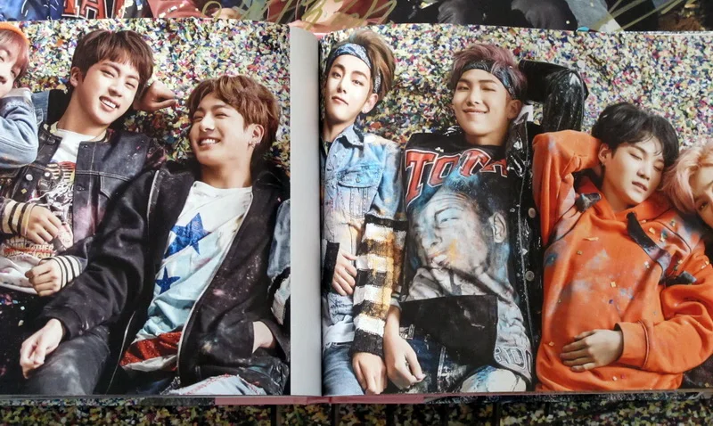 Bangtan Boys с автографом, альбом с крыльями, вы никогда не ходите в одиночке, CD+ фотокнига, Корейская версия 02