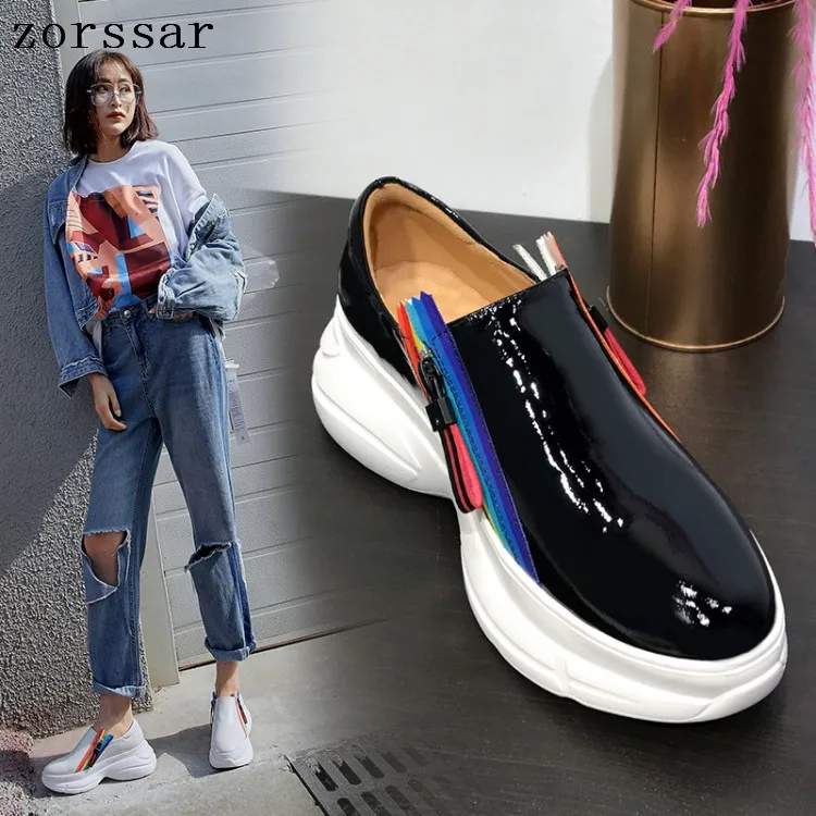 Zorssar/Коллекция года; сезон осень; женские лоферы на плоской платформе; женская повседневная обувь из лакированной кожи с перфорацией; мокасины на плоской подошве без застежки; обувь на толстой мягкой подошве