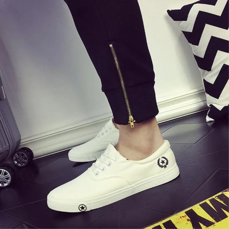 

Men Vulcanize Shoes 2018 New Man Flats Breathable Mens Fashion Classic Outdoor Shoes Mens Canvas Shoes For Men Zapatos De Hombre