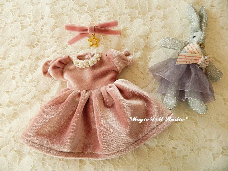 Платье кукла Blythe Doll # розовое бархатное платье бантик для волос и кролик комплект